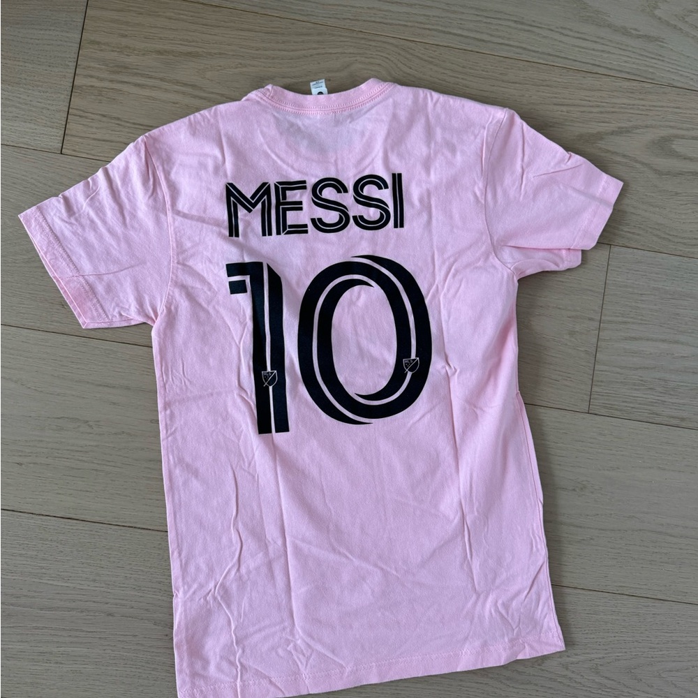 Adidas Pink Messi Jersey. 100% cotton. Size 9-12 years old. NEW